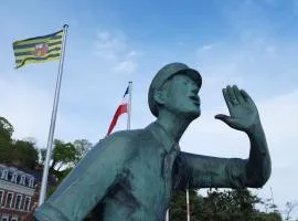 Stadtwohnung ElbGlück grosses Appartement mit eigenem Parkplatz