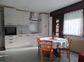 casa palma, ξενοδοχείο σε Levico Terme