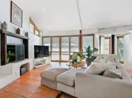 Little Cove 4BR Home, Pool, Pool table, Sleeps 16