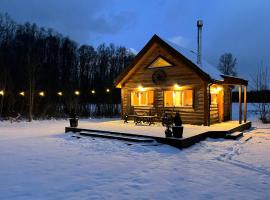 Hobu House - a Cozy, Private Cabin by the Forest near Haapsalu, hotel em Haapsalu