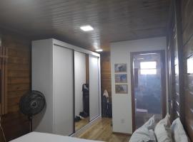 Casa Chalé, hotel a Guarapari