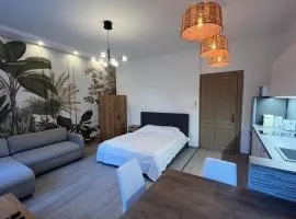 Quiet Luxury Oasis near Szimpla - Balcony & Spa