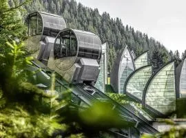 Tschuggen Grand Hotel - The Leading Hotels of the World