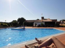 Villetta Iolanda Palau Sardegna con piscina, hotel u gradu Palau