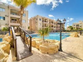 Royal Seacrest Star - near Venus Beach