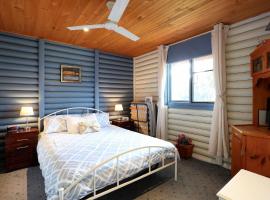 Chloes Cabin Accommodation, Hotel in White Beach