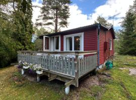 The Hunters Hill - Cosy private forest retreat, hotel em Brålanda