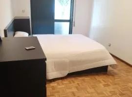 Quarto espaçoso viseu