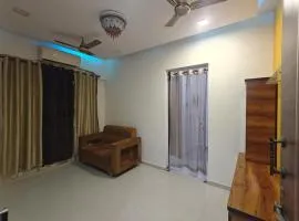 Curated Cozy Haven 1Bhk Flat in Hiranandani Estate