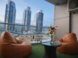 Elysium Tower Skyline View Signature Apartment Opposite Centaurus Mall Islamabad, готель у місті Ісламабад
