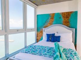 Ocean view condo with pool & fits 3, хотел в Фахардо