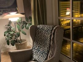 Beautiful and charming house in Odense City, hotel in Odense