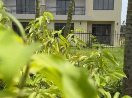 3 bedrooms Entebbe Lake-House with Pool,Private Beach, Kids Park and AC