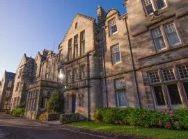 University Hall - Campus Accommodation