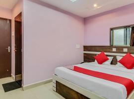 Hotel O Royal โรงแรมในRāj Nāndgaon