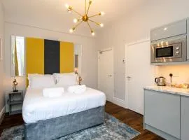 StayCoastal Linden Hotel King Deluxe Suite one