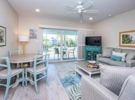 Walk to Beach 1BR Sanibel Condo Colony Inn 45, hotel a Sanibel