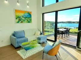 Dom Skomackie Wzgórze widok na jezioro