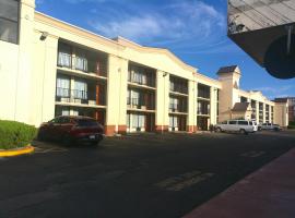 Red Roof Inn Hampton Coliseum, hotel u gradu Hempton