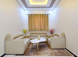 Riad Bollywood-Golden Stay D, hotel en Benguerir