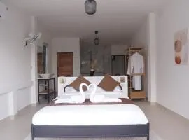 Aura Koh Tao