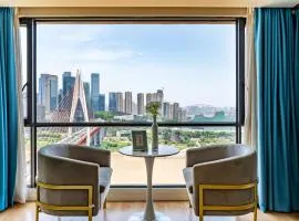 Wuchao Hongyadong River View Homestay