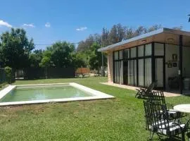 Monoambiente con parque y pileta
