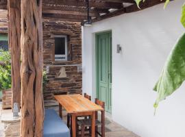 Nikos Place, hotel en Chora de Ios