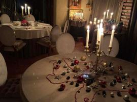 CASA LUCA, Hotel in Moldova Nouă