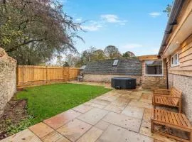 2 Bed in Latton oc-c34099