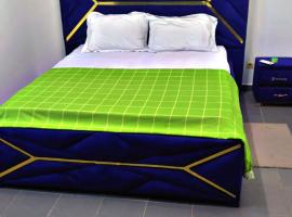 Lunas Home, готель у місті Дуала