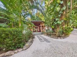 Pachamama Bungalows & Surfcamp - Santa Teresa