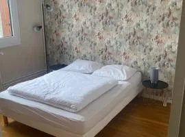 F3 Au pied des quais avec balcon et parking privatif