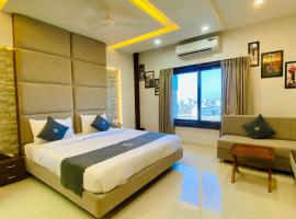 Hotel Madhur Pithampur, hotell i Akolia