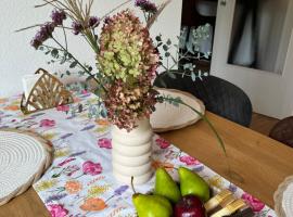 FeWo mit Alpaka Blick, hotel em Bad Gandersheim