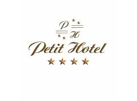 Petit Hotel