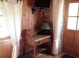 L'AUBERGE CHEZ LEON, hotel v destinaci Le Chambon-sur-Lignon