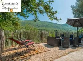 Maison conviviale avec jacuzzi à Le Bar-sur-Loup