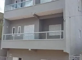 Pousada e Kitnet Lavínia