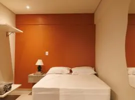 Lou Suites - 37 - Moderno, Aconchegante e Central