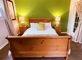 KingstonStays Happy Flat, Free Parking