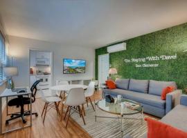 Walk To Beach 2BR Top Location - AA, hotel din San Clemente