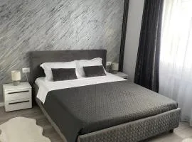 Thelmar Apartment Mamaia Nord