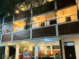 Unic Residence And Transit Hotel