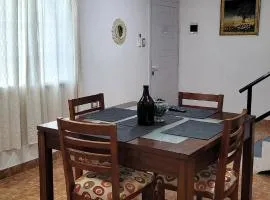 Duplex temporal VyC con estacionamiento