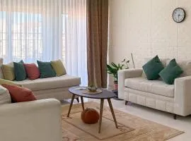 Comfy Apt at Jandawil -only Families-