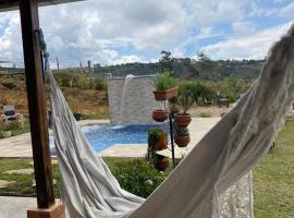 Villa Magnolia - La Mesa de los Santos, Hotel in La Fuente