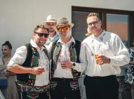 Penzion jaký svět neviděl