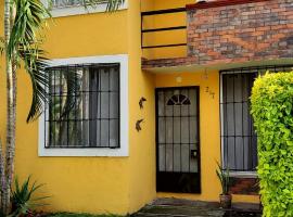 Emiliano Zapata में, होटल Casa Isa Pet Friendly Alberca y Áreas Verdes