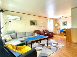 Charming house near city centre & Senja!, hotel a Finnsnes
